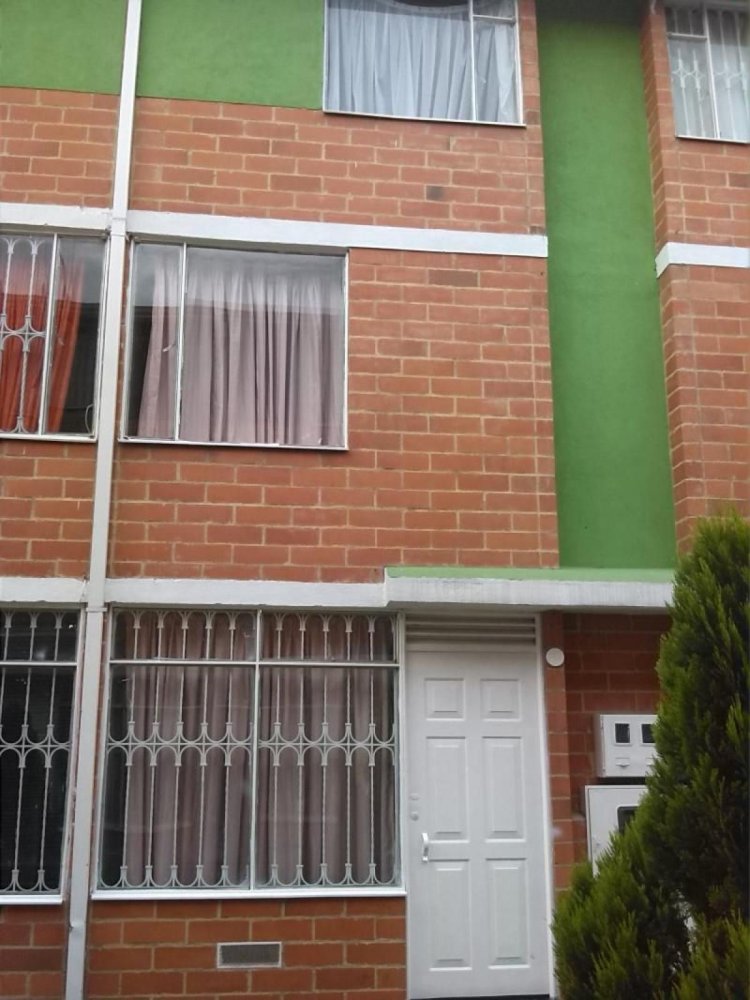 3 bedrooms House in Bogota, Colombia No. 13788