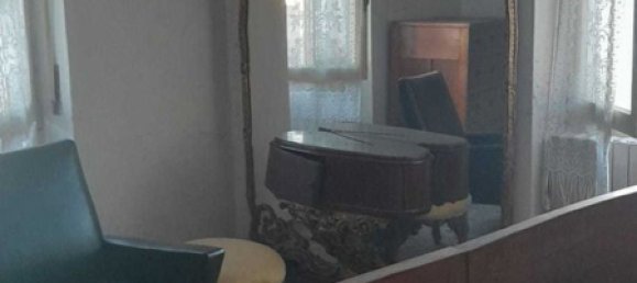 4 rooms House in Ziano Piacentino, Italy No. 162438 2