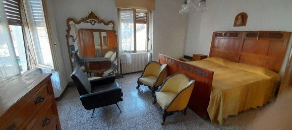 4 rooms House in Ziano Piacentino, Italy No. 162438 22