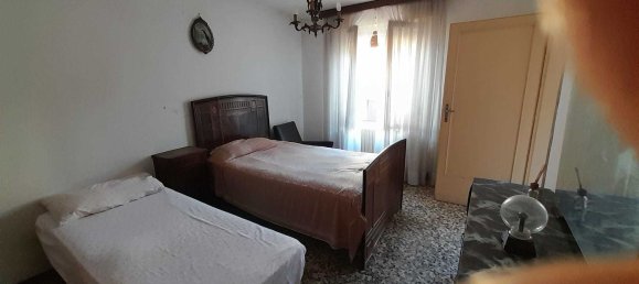 4 rooms House in Ziano Piacentino, Italy No. 162438 24