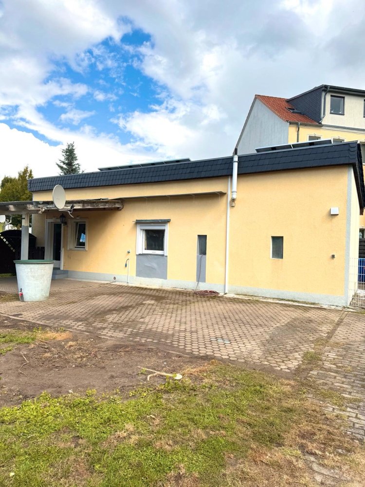 Bungalow de 3 dormitorios en Teltow-Flaming, Germany No. 341124