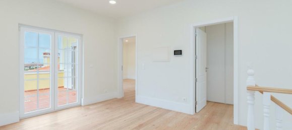 4 bedrooms House in Colares, Portugal No. 31558 10