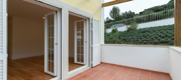 4 bedrooms House in Colares, Portugal No. 31558 17