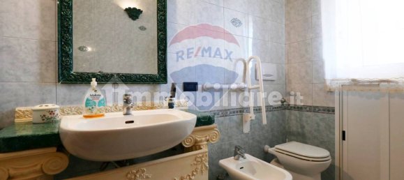 Дом с 5 комнатами в Моттола, Италия № 309792 6