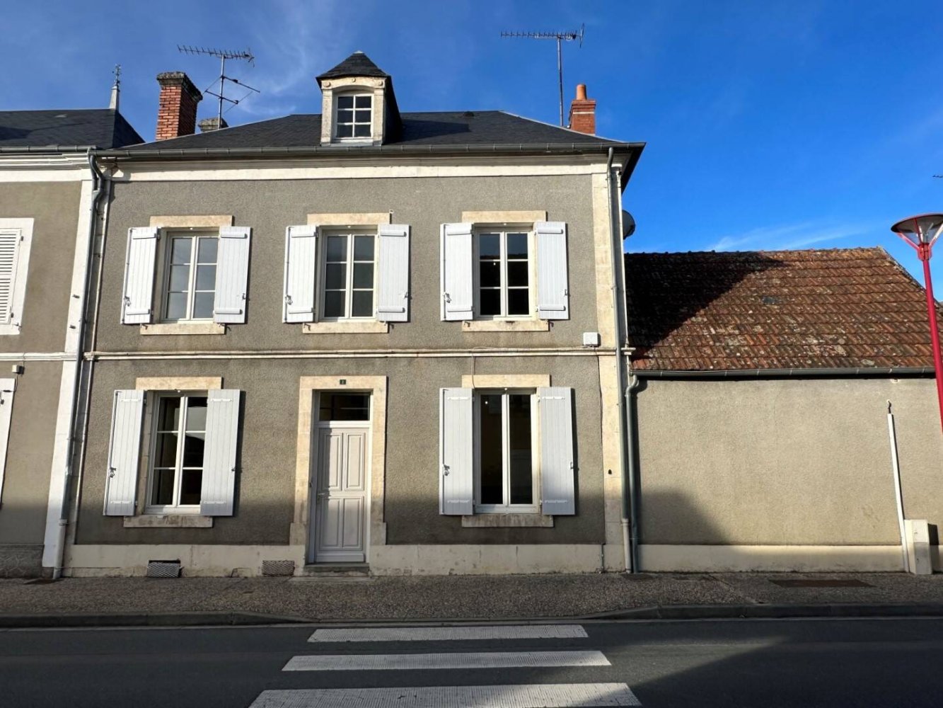 2 chambres Maison à Thevet-Saint-Julien, France No. 157131