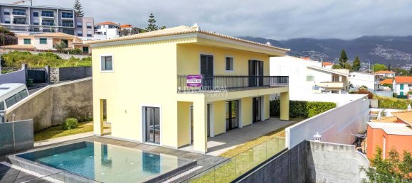 Вилла с 3 спальнями в Фуншал, Португалия № 94327 3