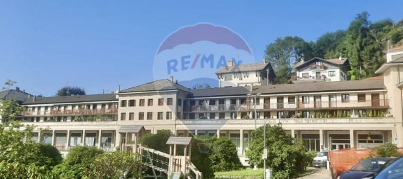 1 bedroom Apartment in Valdilana, Italy No. 327965 2