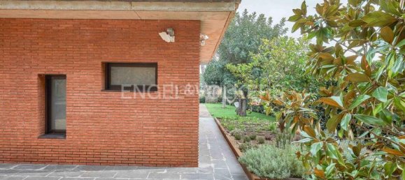 5 bedrooms House in Sant Vicenc De Montalt, Spain No. 143873 8