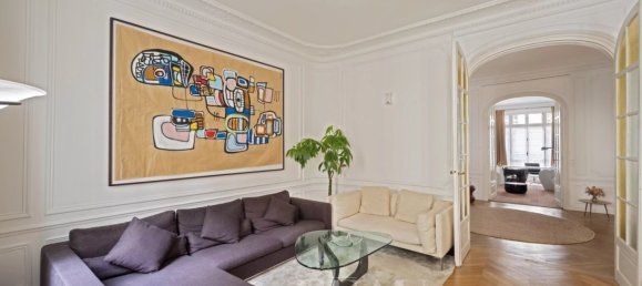 5 bedrooms Apartment in Paris, France No. 168592 3