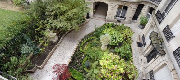 5 bedrooms Apartment in Paris, France No. 168592 11