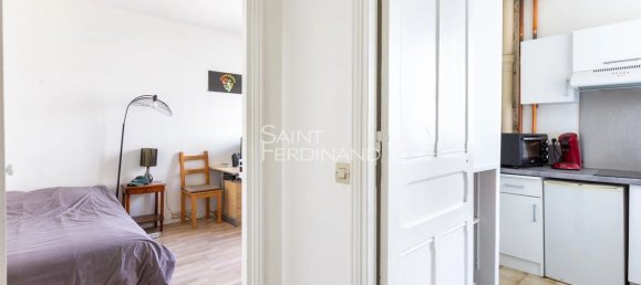 Studio in Paris, France, Nr. 329852 3