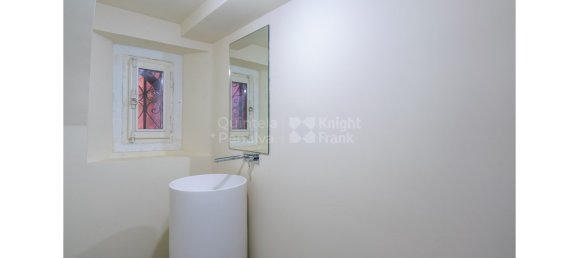 2 bedrooms House in Lisbon, Portugal No. 236327 13