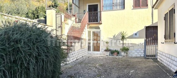 Квартира с 2 спальнями в Поли, Италия № 125362 20