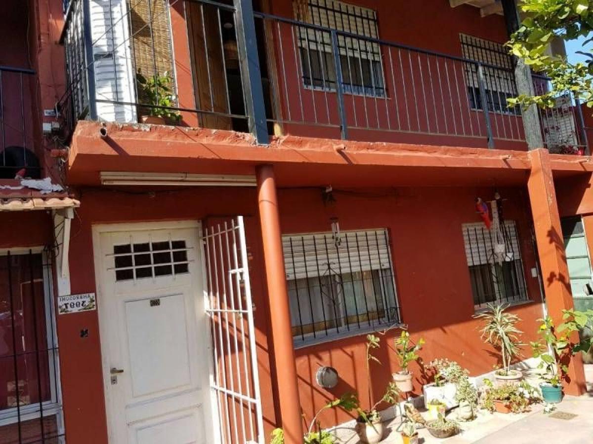 8 bedrooms House in San Fernando, Argentina No. 59910