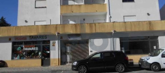 298m² Commercial property in Proenca a Nova, Portugal No. 78369 10