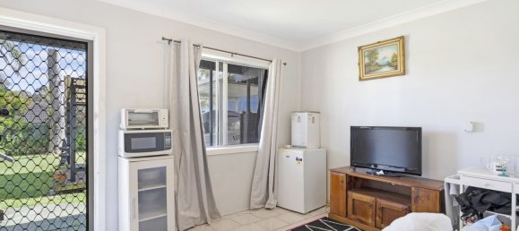 Casa de 3 dormitorios en Summerland Point, Australia No. 1094 12