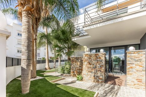 Casa de 5 dormitorios en Albufeira, Portugal No. 21418