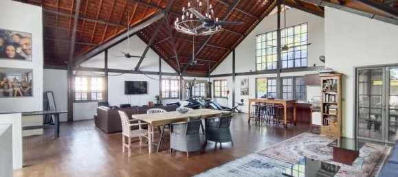 4 غرف نوم فيلا في Kerobokan, Indonesia رقم 4359 20