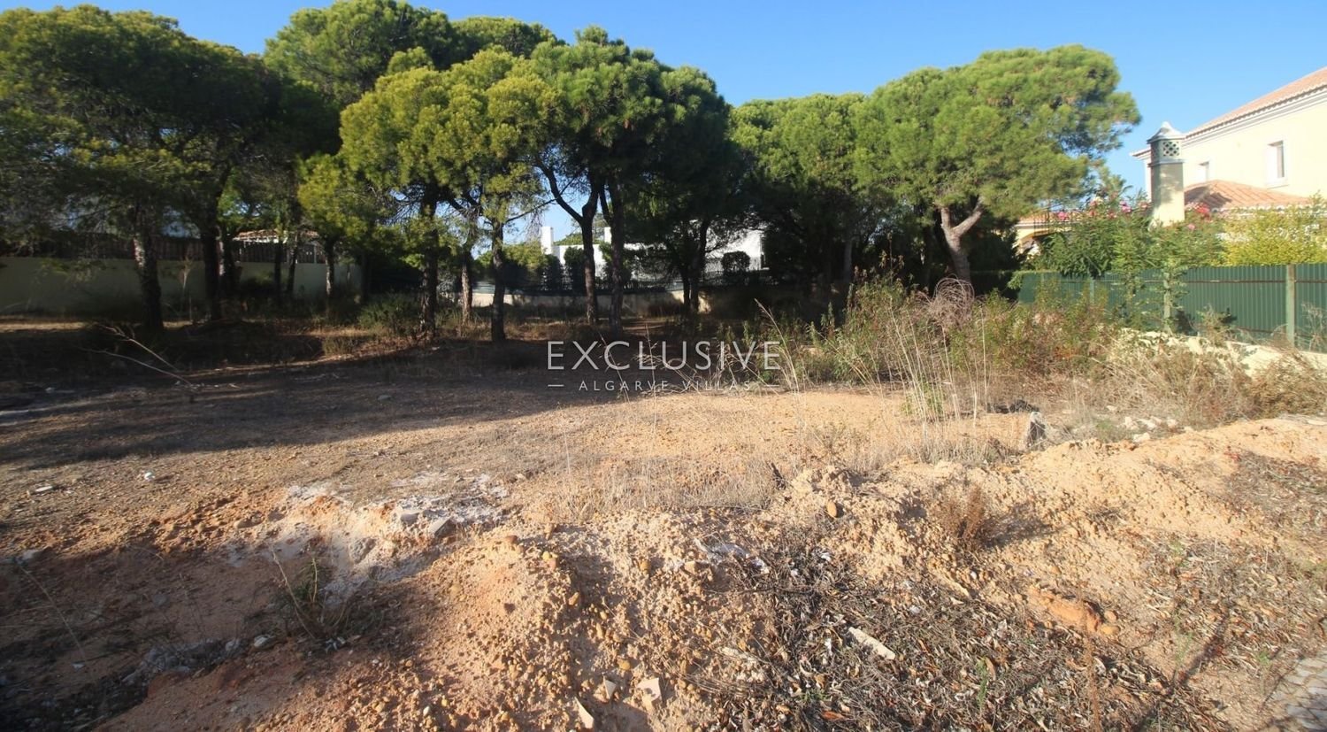 Terreno en Almancil, Portugal 960 m² No. 107425