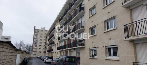 Квартира с 2 спальнями в Рони-су-Буа, Франция № 169925 2