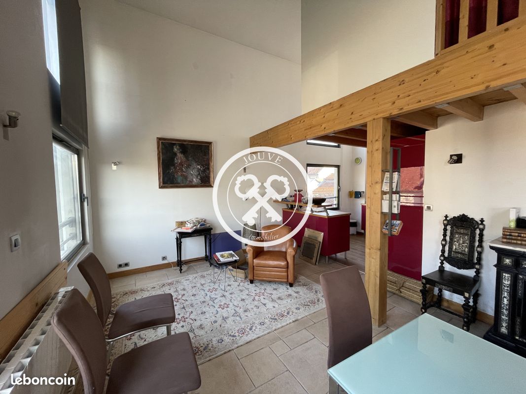 1 غرف نوم منزل ذو طابقين في Troyes, France رقم 44833