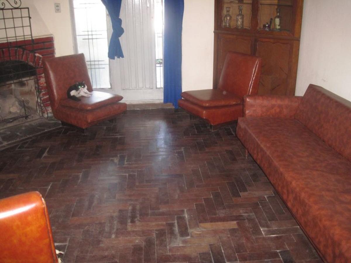 4 Schlafzimmer Haus in Moron, Argentina, Nr. 81412