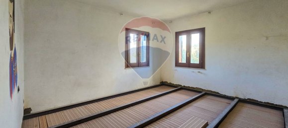 Casa de 8 divisões em Villamagna, Italy N.º 57160 44