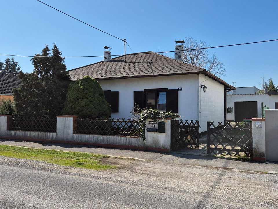 Casa de 4 habitaciónes en Strasshof an der Nordbahn, Austria No. 128913