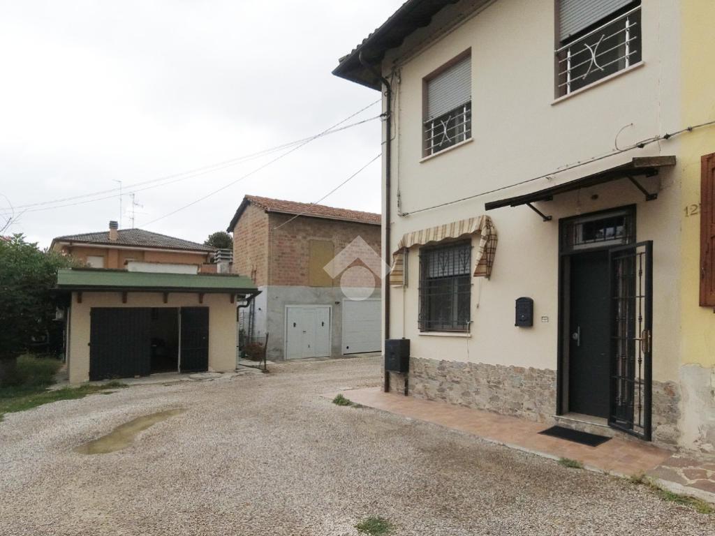 2 chambres Maison à Cento, Italy No. 346178