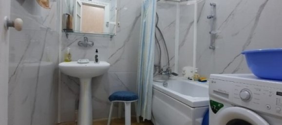 3 bedrooms Apartment in Baku, Azerbaijan No. 328 26