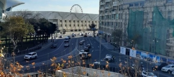 3 bedrooms Apartment in Baku, Azerbaijan No. 328 24