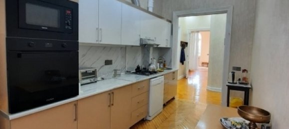 3 bedrooms Apartment in Baku, Azerbaijan No. 328 17