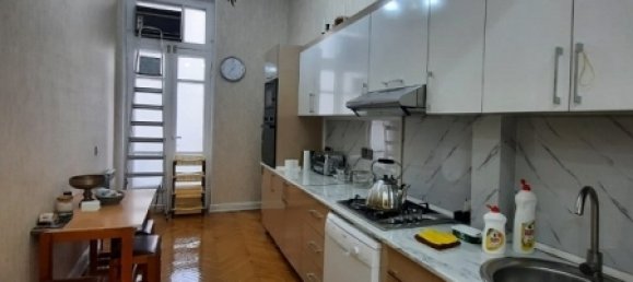 3 bedrooms Apartment in Baku, Azerbaijan No. 328 23