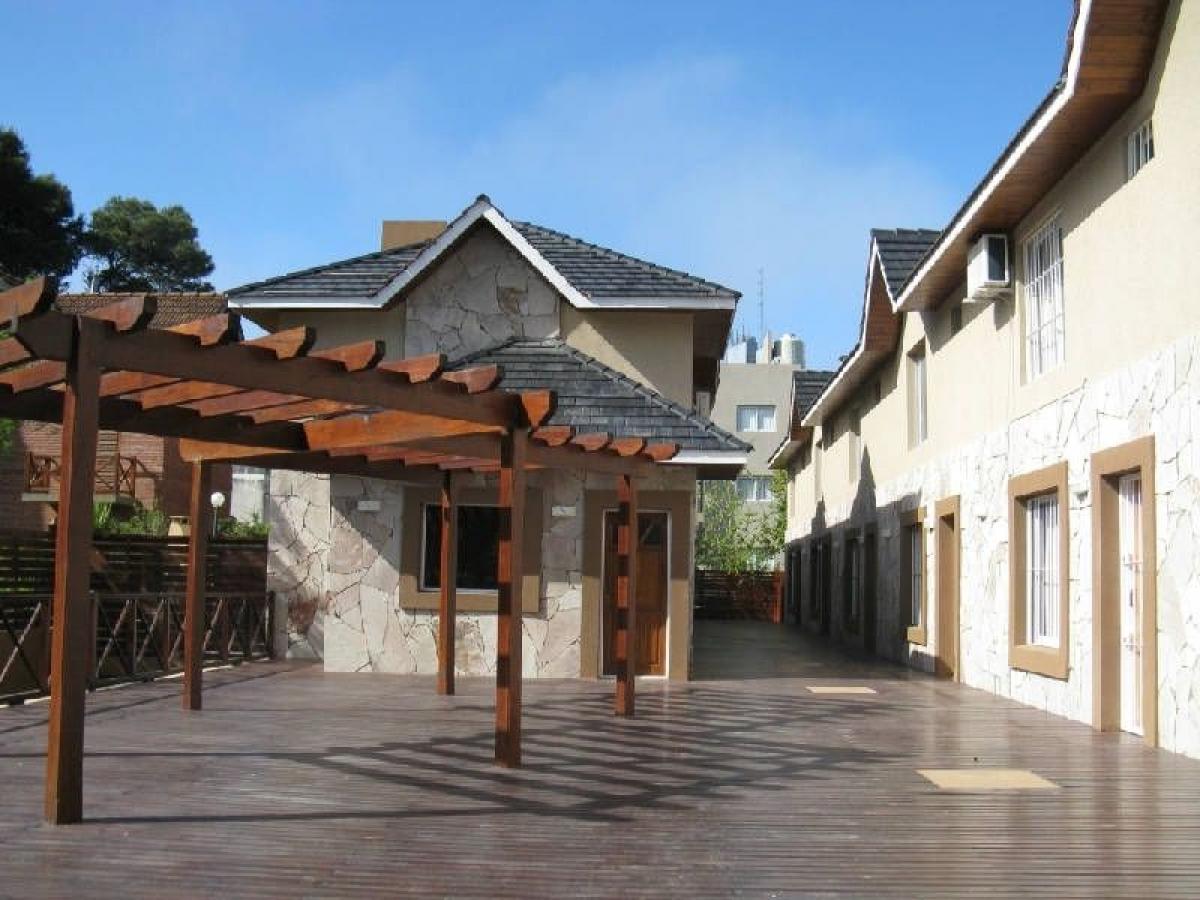 3 bedrooms Apartment in Mar del Plata, Argentina No. 68498