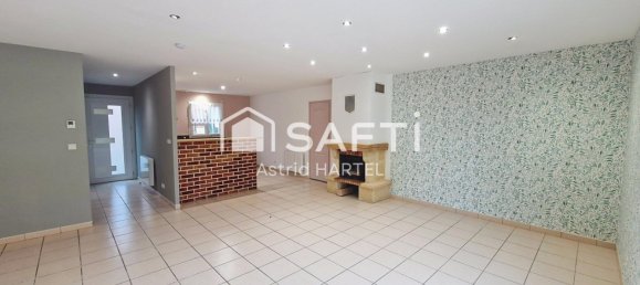 3 bedrooms Villa in Beaurevoir, France No. 44315 4