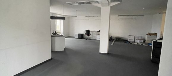 6 rooms Office in Lich, Germany No. 85058 2