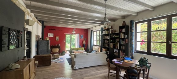 3 bedrooms House in Lot, France No. 300145 2