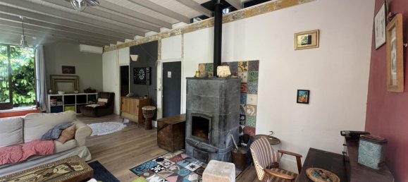 3 bedrooms House in Lot, France No. 300145 3