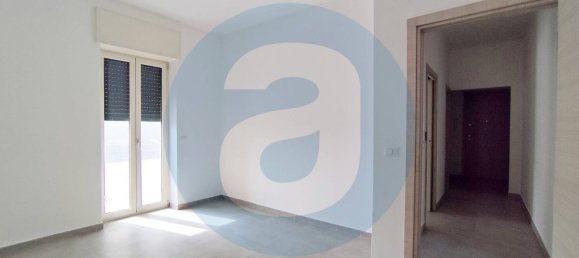 2 rooms Apartment in Bari, Italy No. 182719 2