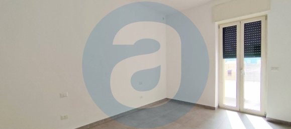 2 rooms Apartment in Bari, Italy No. 182719 3