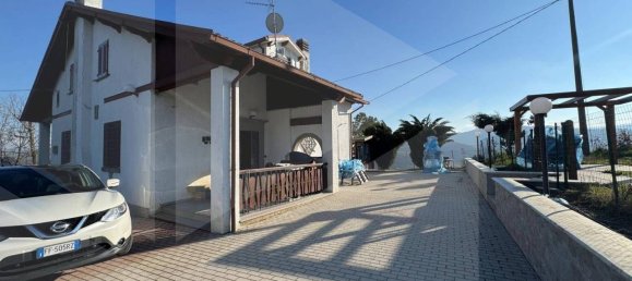 3 bedrooms House in Castelvetro di Modena, Italy No. 18622 36