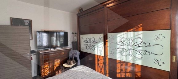 3 bedrooms House in Castelvetro di Modena, Italy No. 18622 16