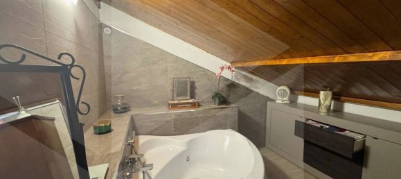 3 bedrooms House in Castelvetro di Modena, Italy No. 18622 31