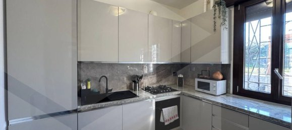 3 bedrooms House in Castelvetro di Modena, Italy No. 18622 11