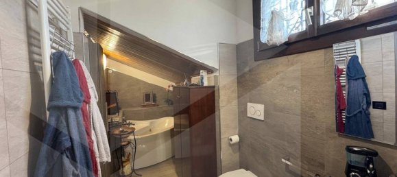 3 bedrooms House in Castelvetro di Modena, Italy No. 18622 28