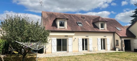 6 bedrooms House in Alencon, France No. 356476 12