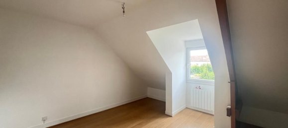 6 bedrooms House in Alencon, France No. 356476 7