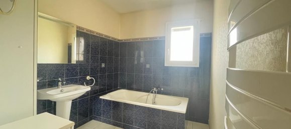 6 bedrooms House in Alencon, France No. 356476 13