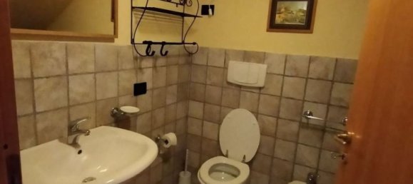 3 bedrooms House in Labro, Italy No. 312655 12