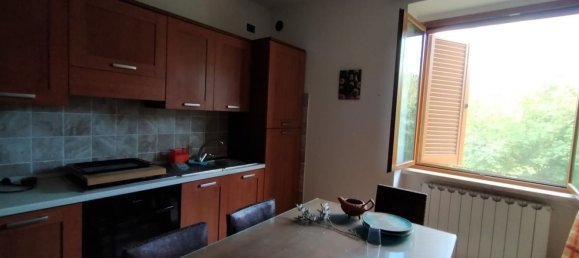 3 bedrooms House in Labro, Italy No. 312655 2